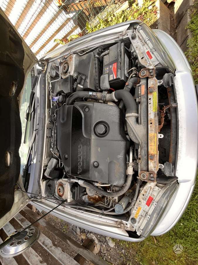Volvo S40, 1.9 l., Седан