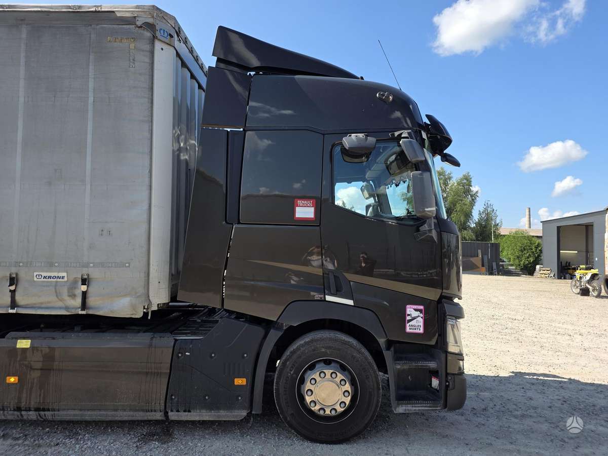 Renault T 460 High Cab, 2 miegamosios vietos