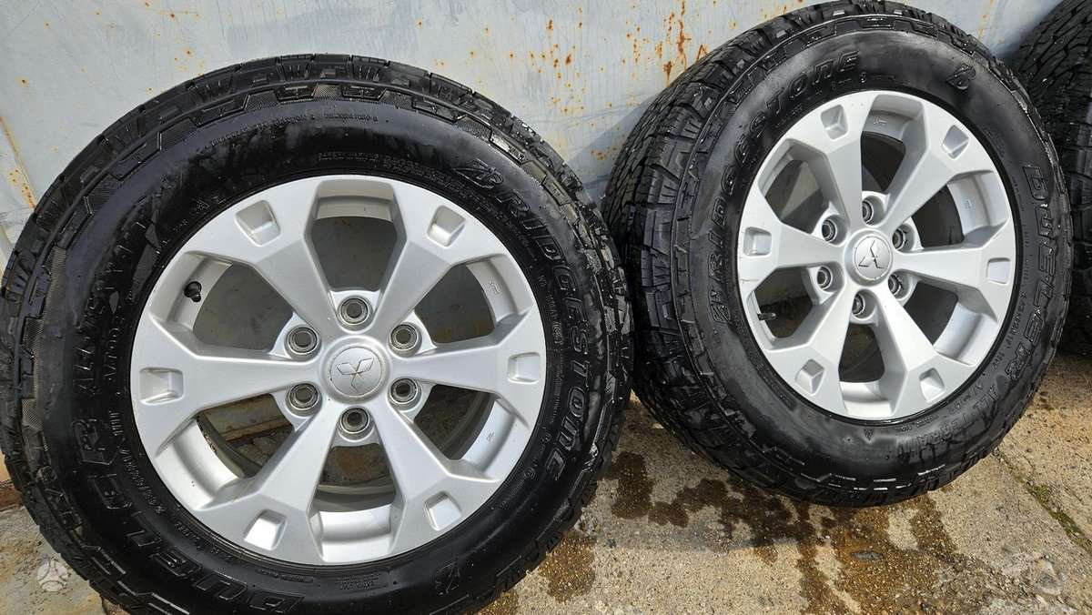 Mitsubishi, light alloy, R17