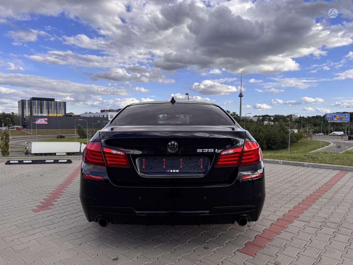 BMW 535, 3.0 l., Седан