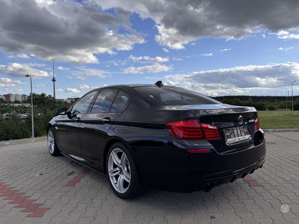 BMW 535, 3.0 l., Седан