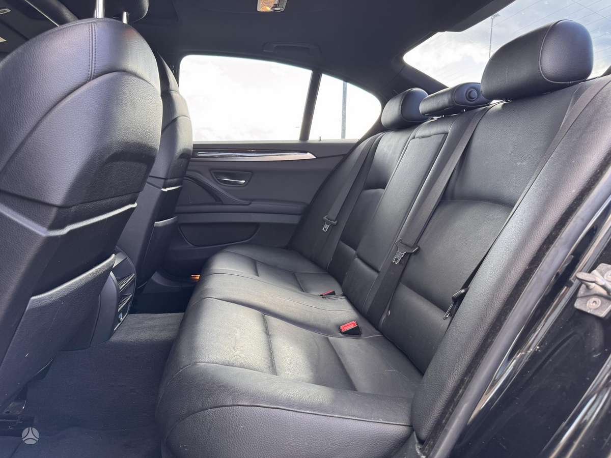 BMW 535, 3.0 l., Седан