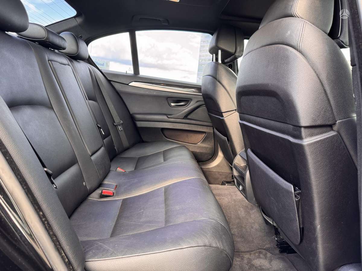 BMW 535, 3.0 l., Седан