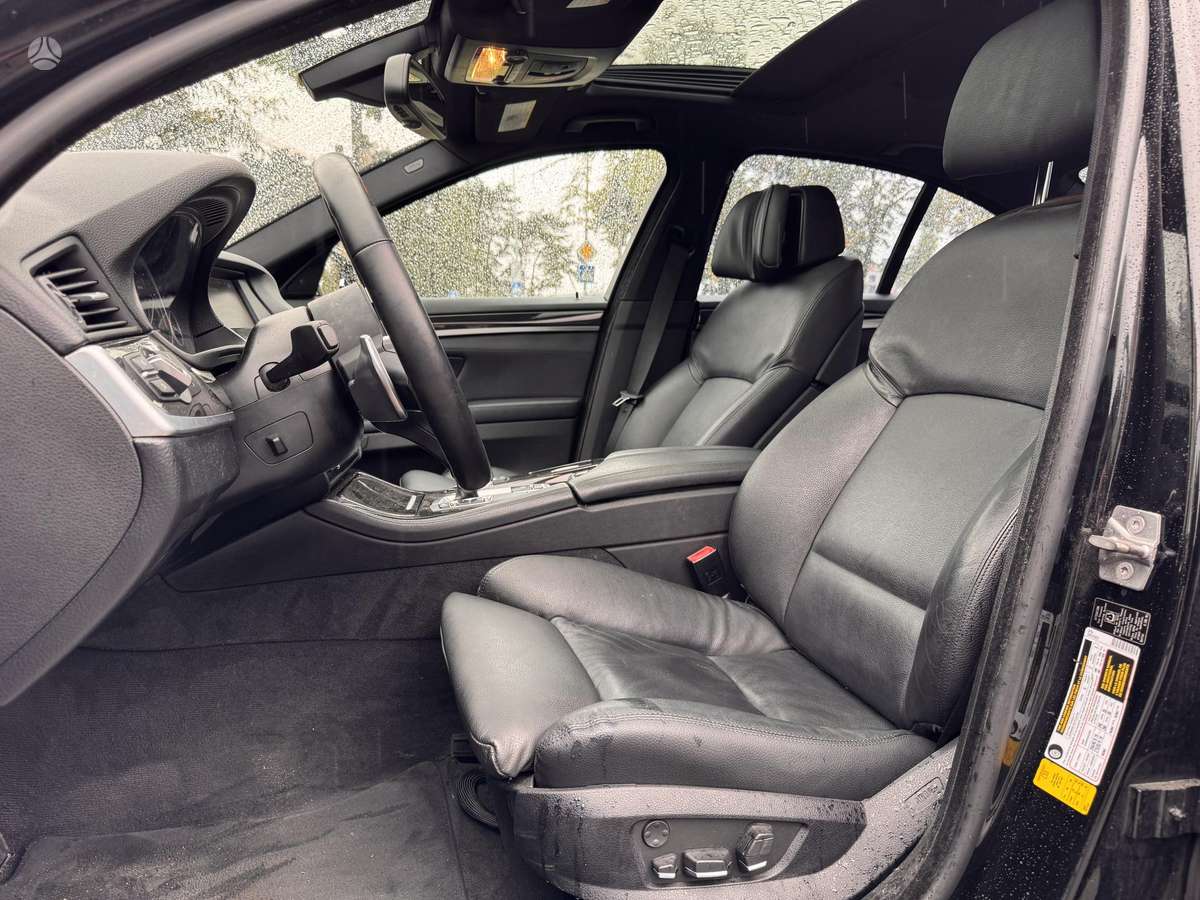BMW 535, 3.0 l., Седан