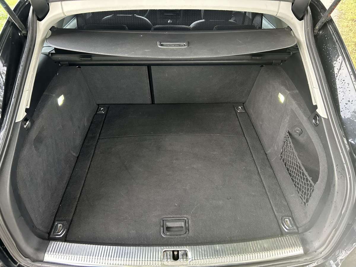 Audi A4, 2.0 l., universalas