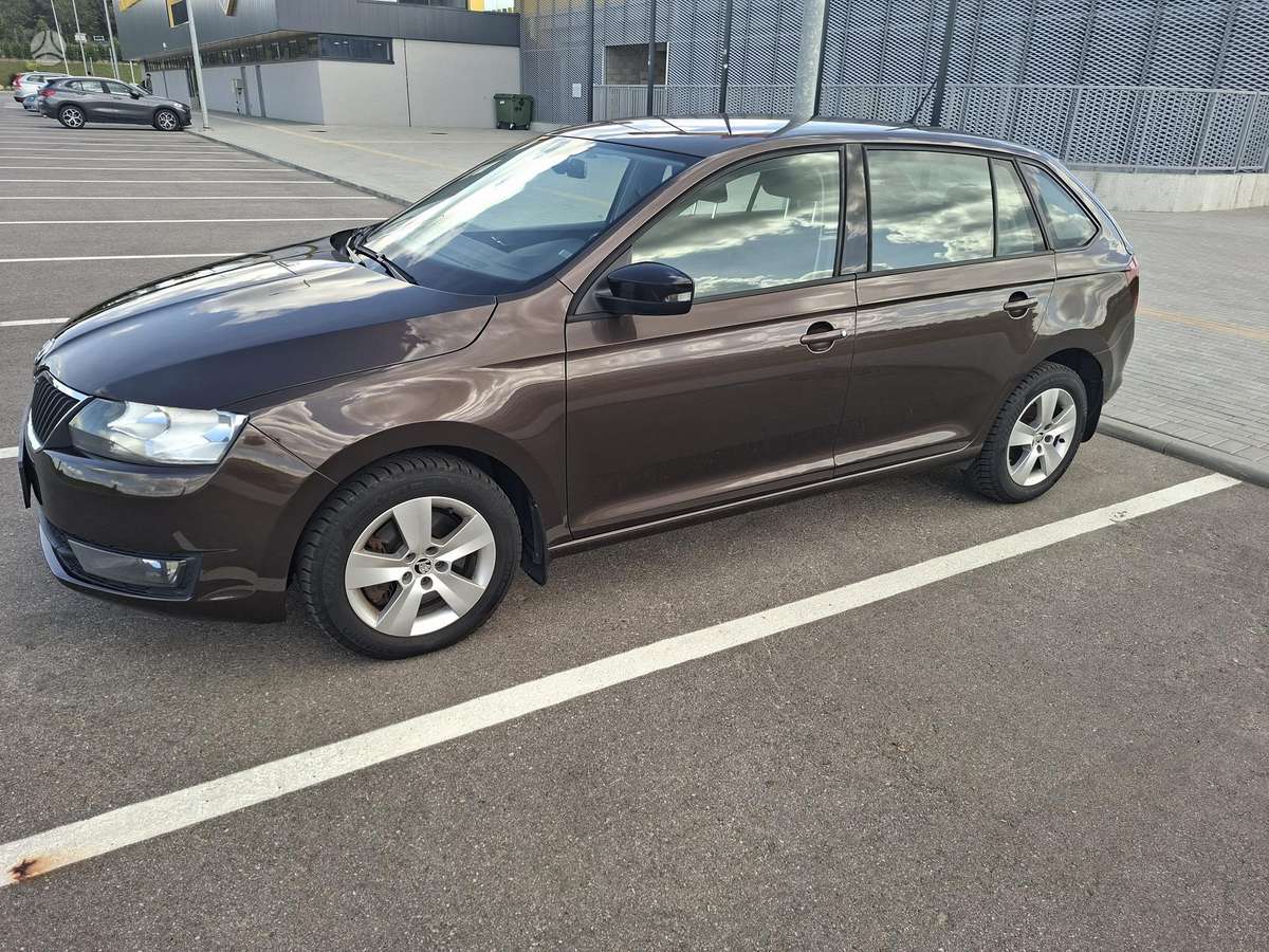 Skoda Rapid, 1.2 l., Хэтчбек