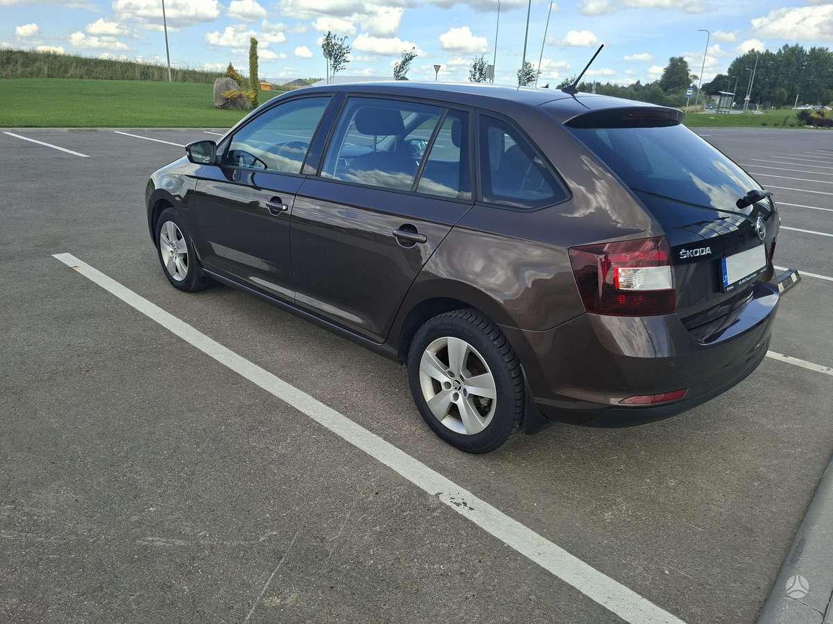 Skoda Rapid, 1.2 l., Хэтчбек