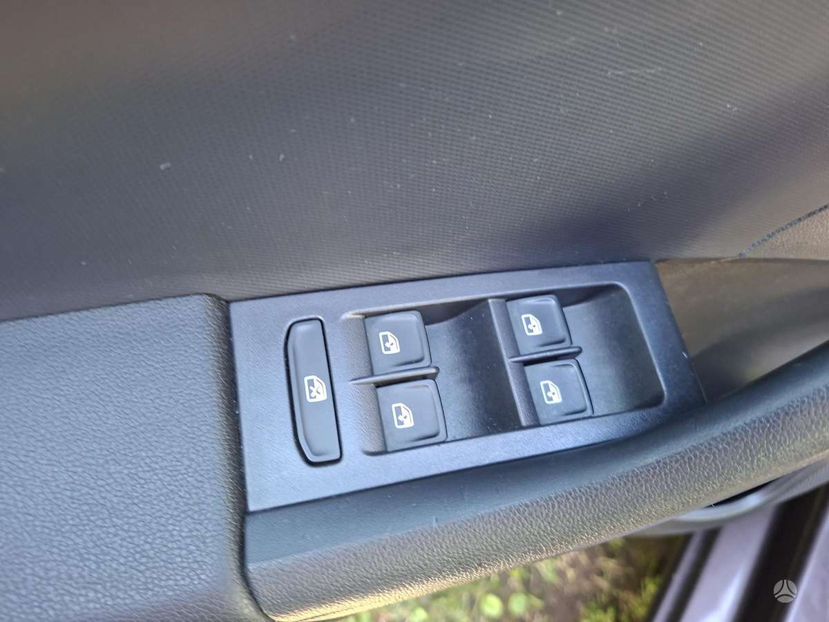 Skoda Rapid, 1.2 l., Хэтчбек