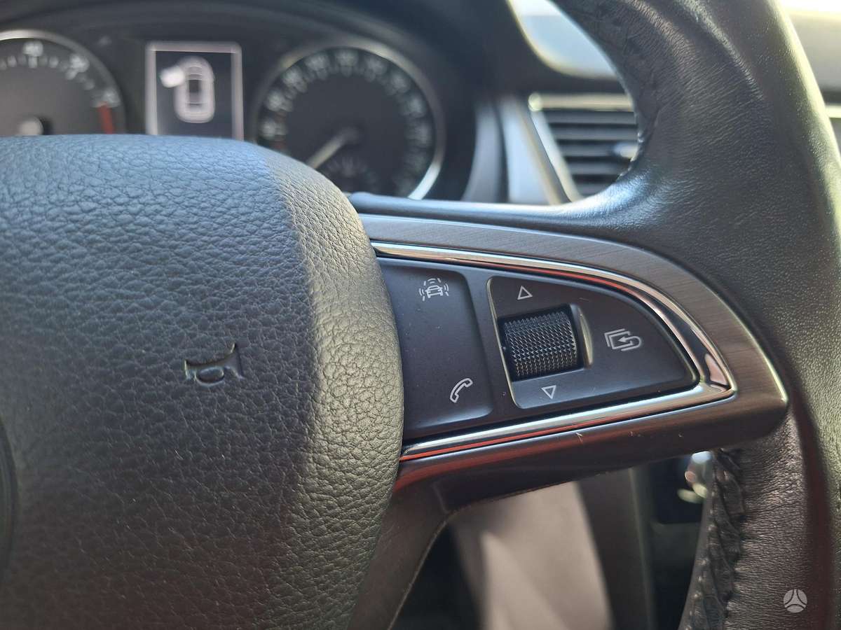 Skoda Rapid, 1.2 l., Хэтчбек