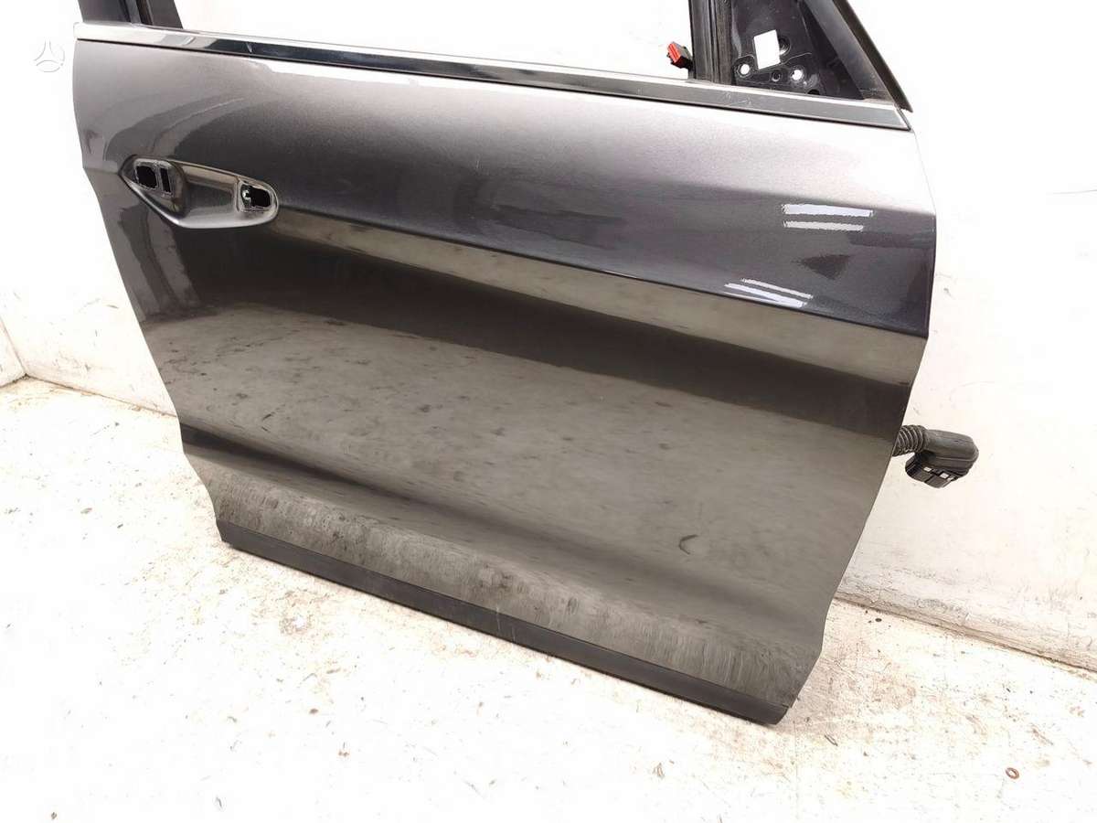 Ford Galaxy двери