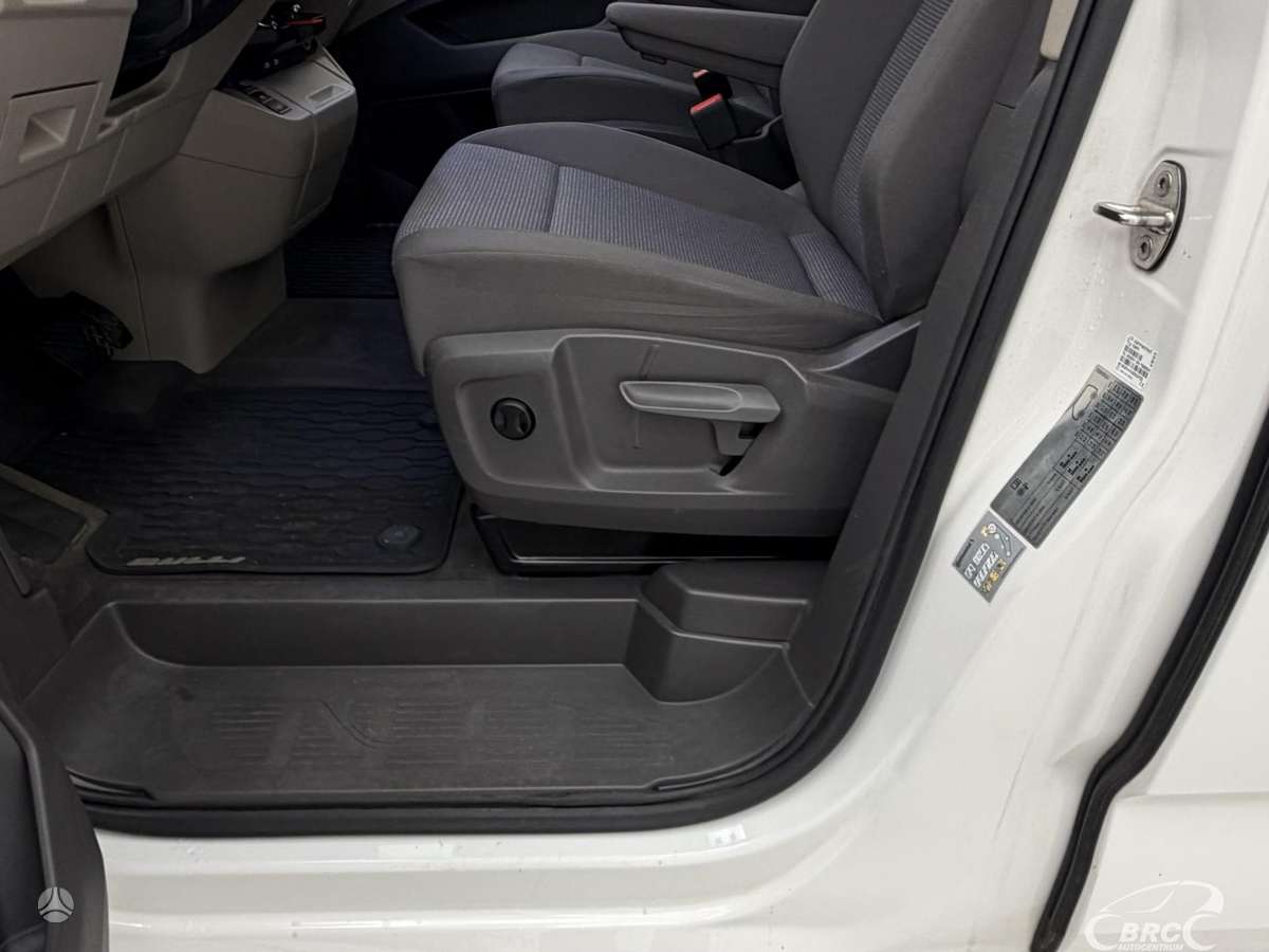 Volkswagen Multivan, 2.0 l., Минивэн