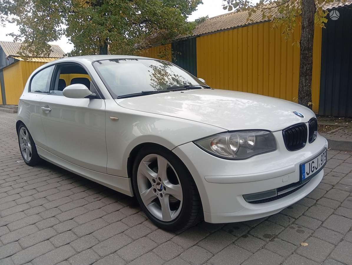 BMW 118, 1.8 l., hatchback