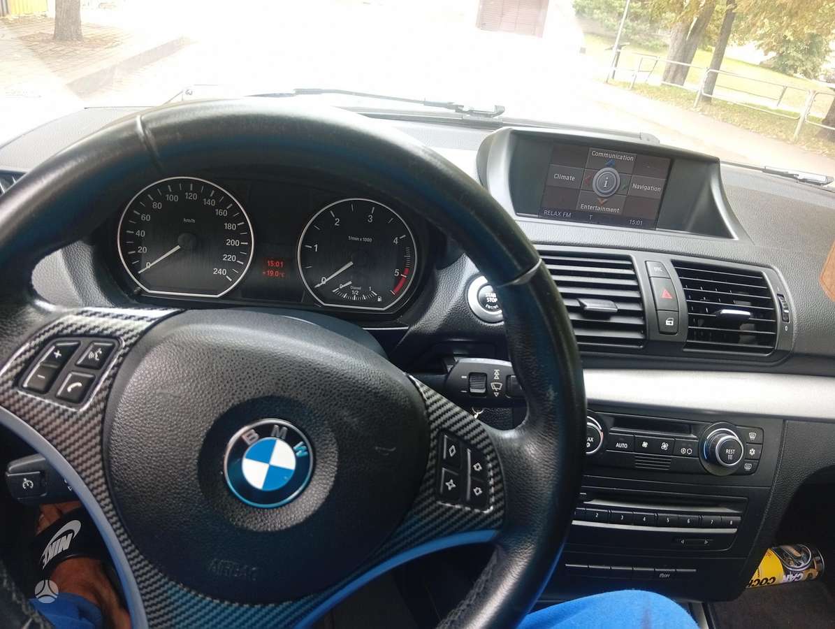 BMW 118, 1.8 l., hatchback