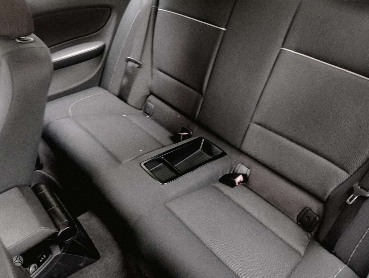 BMW 118, 1.8 l., hatchback