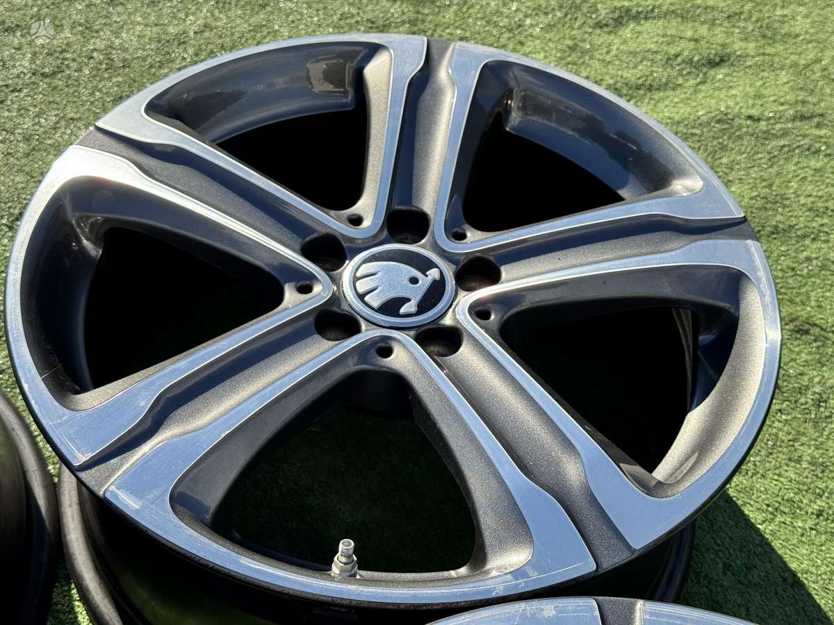 Skoda SUPERB - 8J, ET38, light alloy, R18