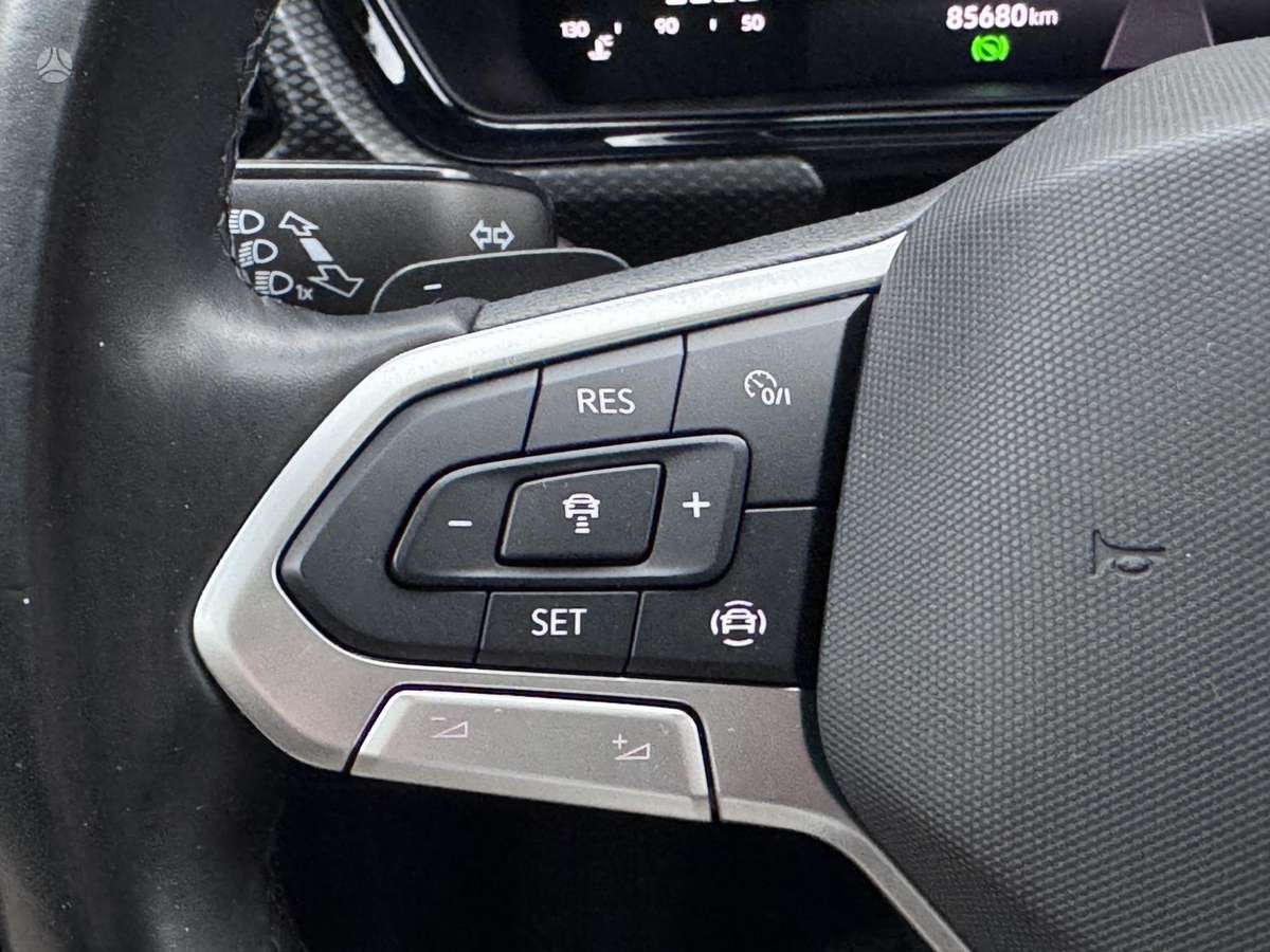 Volkswagen T-Cross - 11