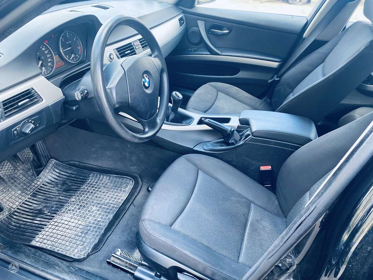 BMW 320, 2.0 l., universalas