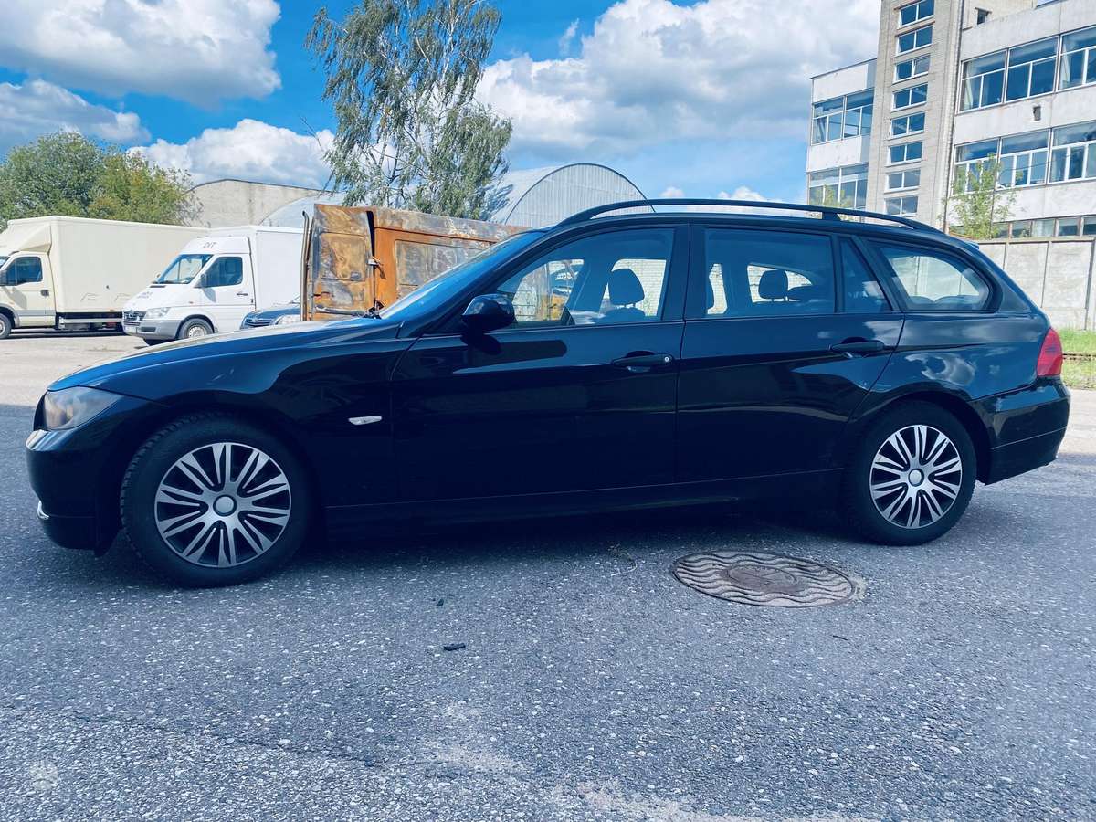 BMW 320, 2.0 l., universalas