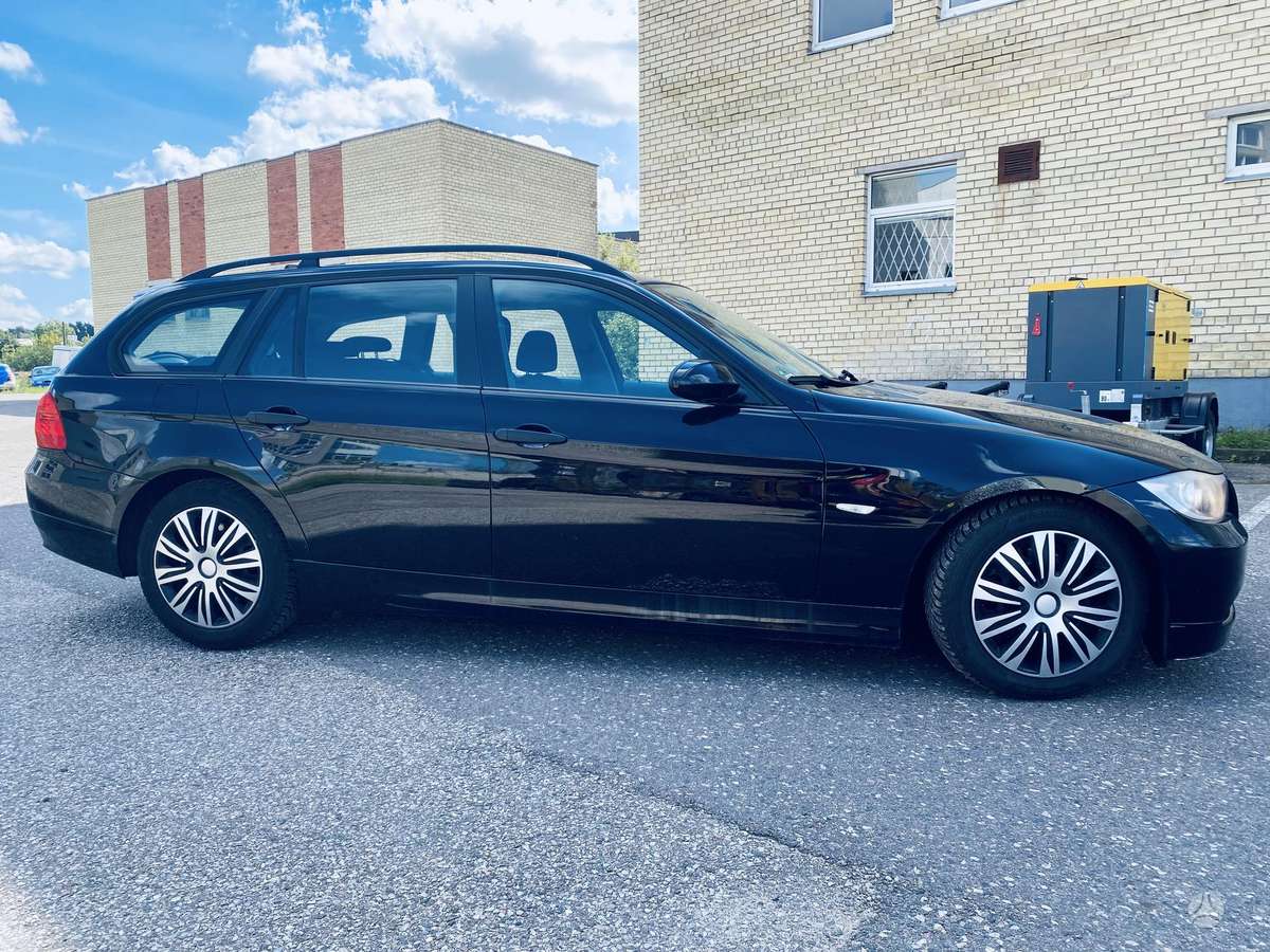 BMW 320, 2.0 l., universalas