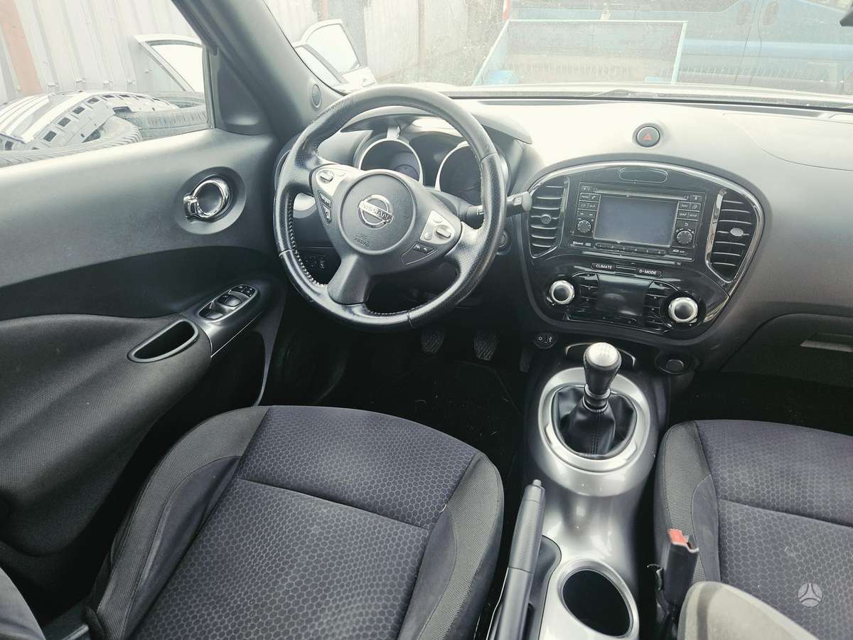 Nissan Juke, 1.5 l., Внедорожник / Кроссовер