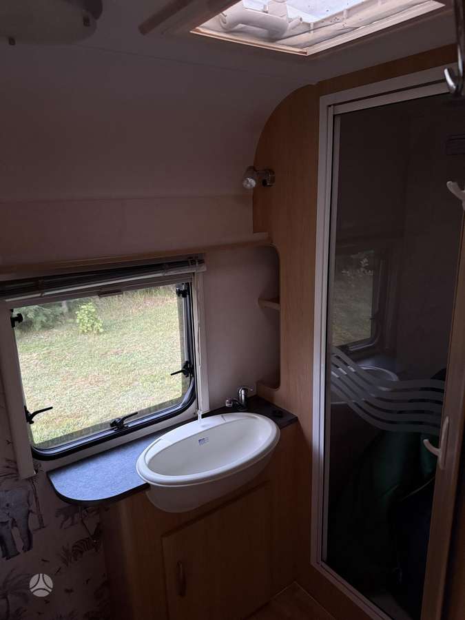 Coachmen Amara, kemperis