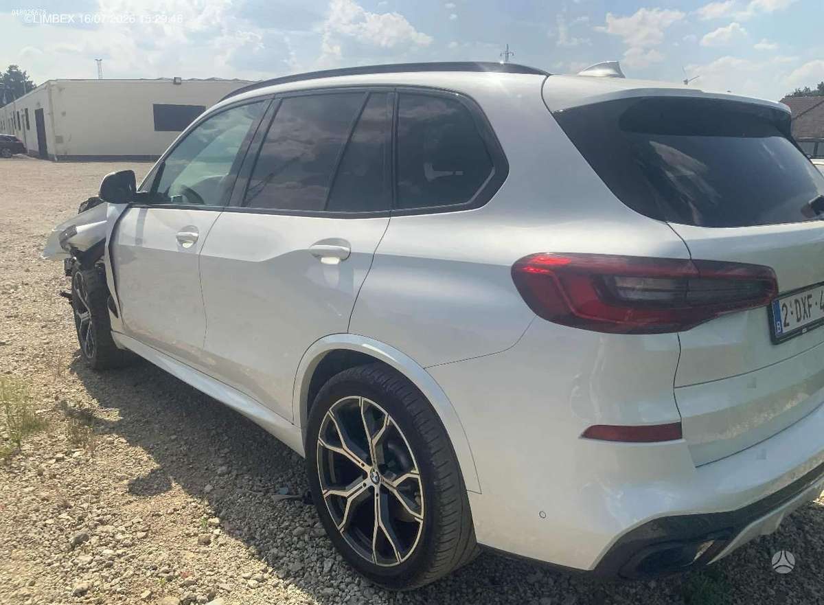 BMW X5, 3.0 l., off-road / crossover