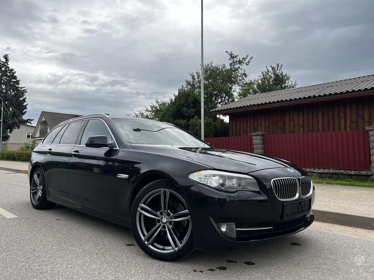 BMW 520, 2.0 l., wagon