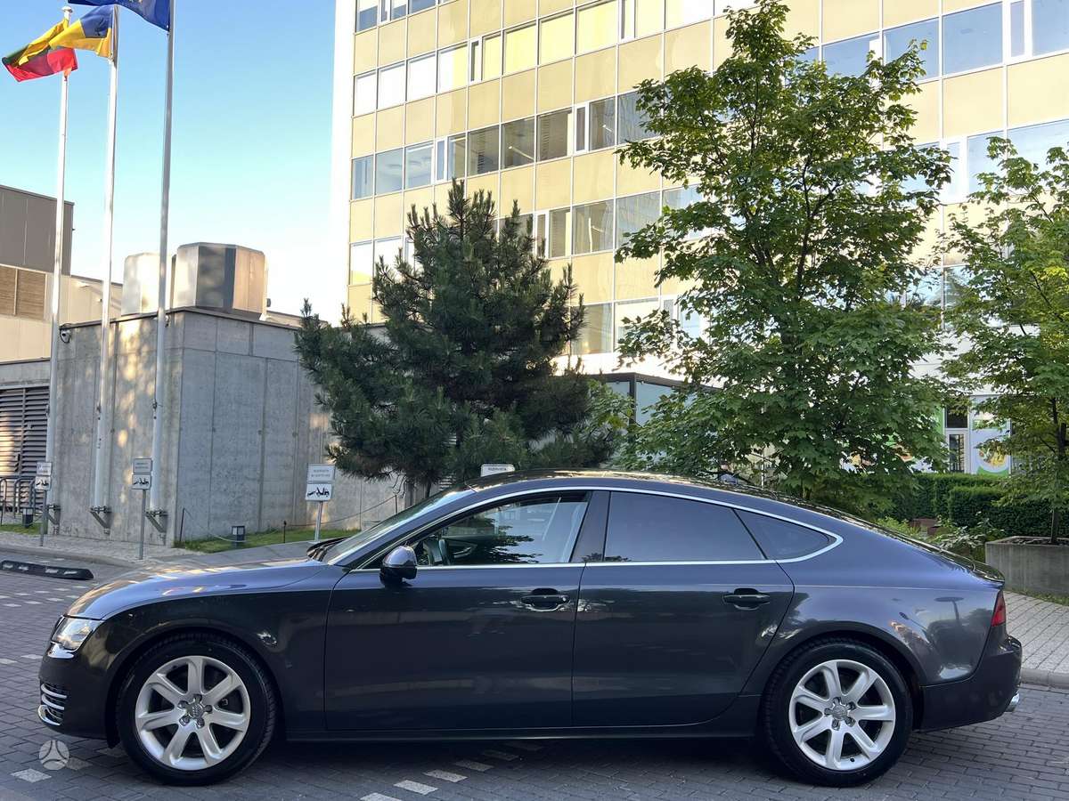 Audi A7, 3.0 l., Седан