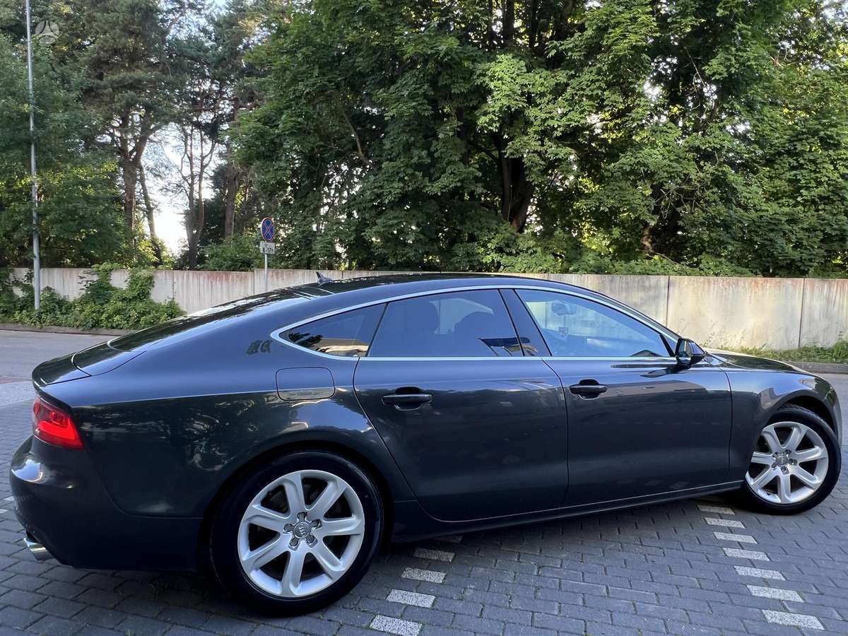 Audi A7, 3.0 l., Седан