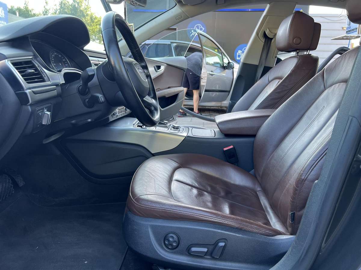 Audi A7, 3.0 l., Седан