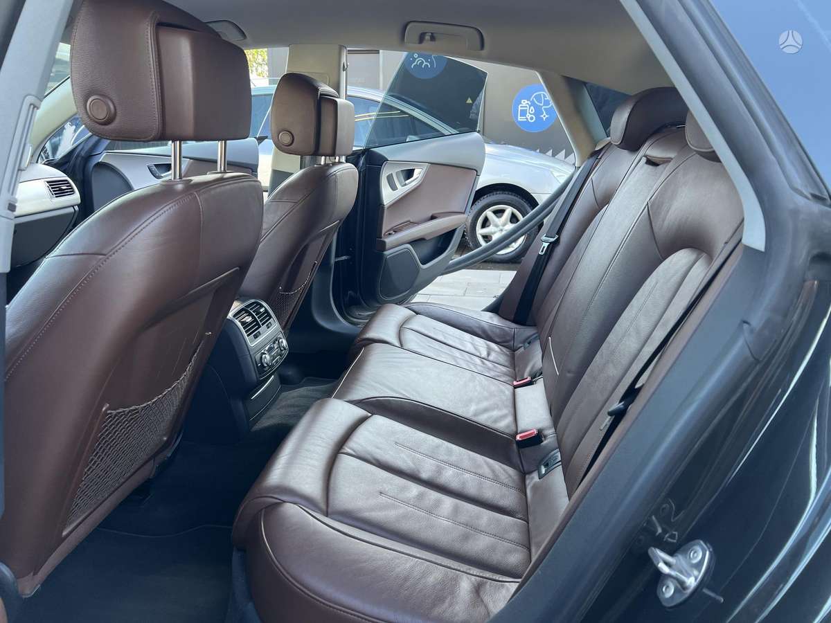 Audi A7, 3.0 l., Седан