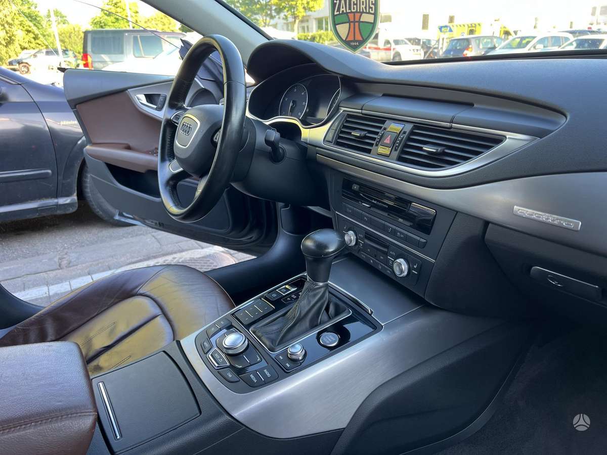 Audi A7, 3.0 l., Седан