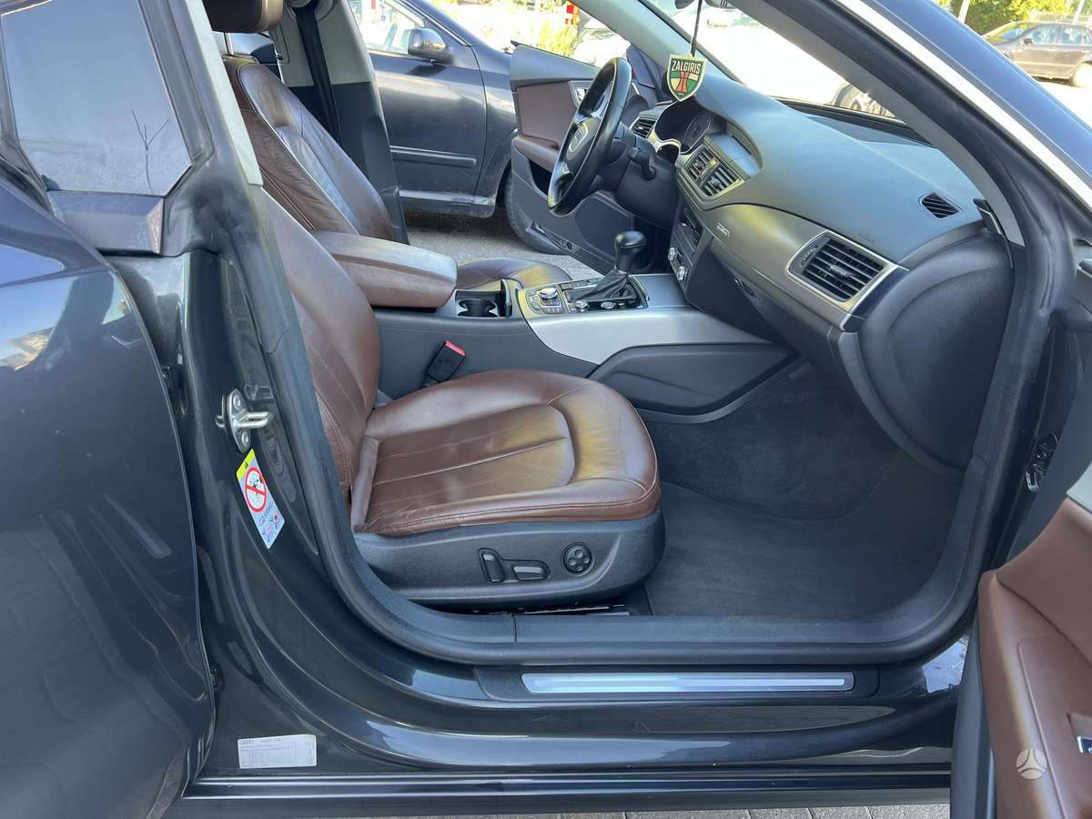 Audi A7, 3.0 l., Седан