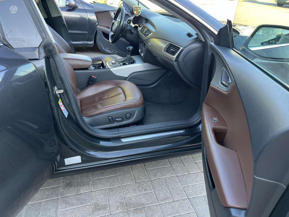 Audi A7, 3.0 l., Седан