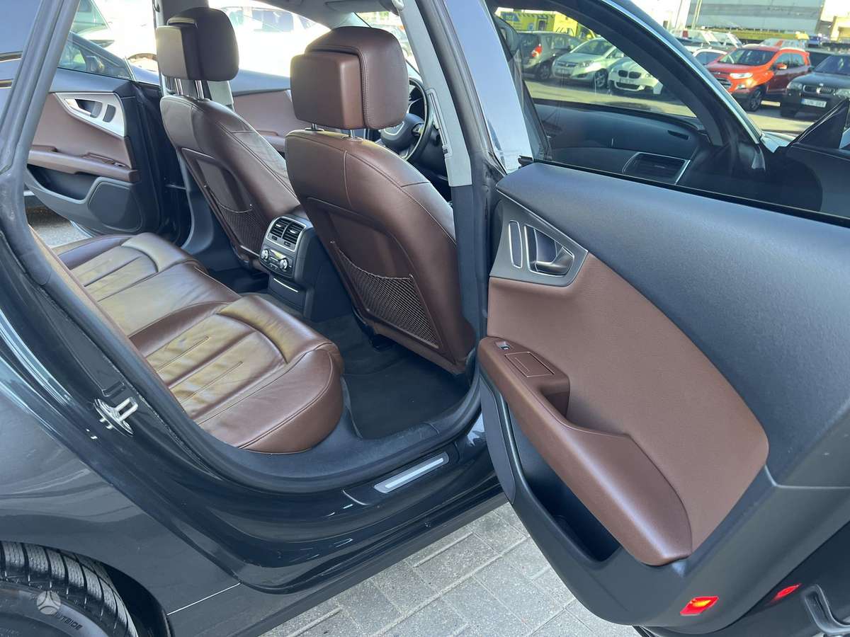Audi A7, 3.0 l., Седан