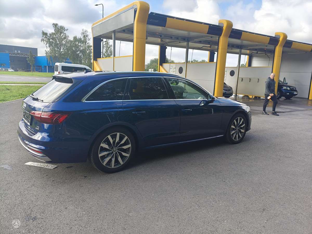 Audi A4, 2.0 l., Универсал