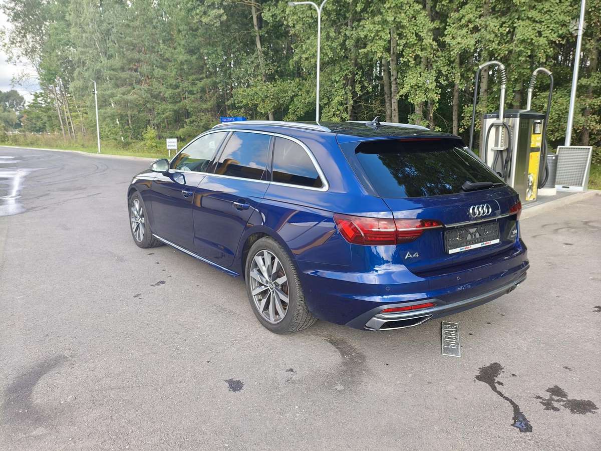 Audi A4, 2.0 l., Универсал