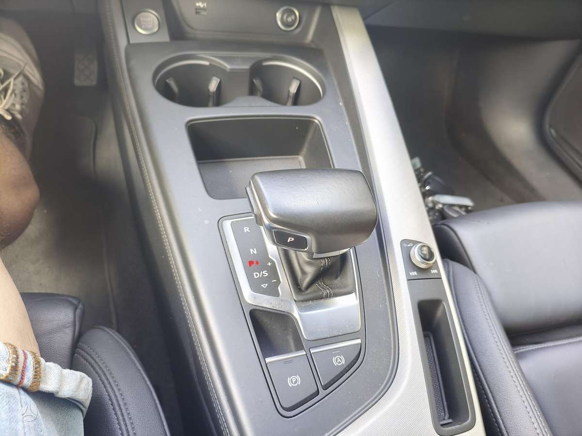 Audi A4, 2.0 l., universalas