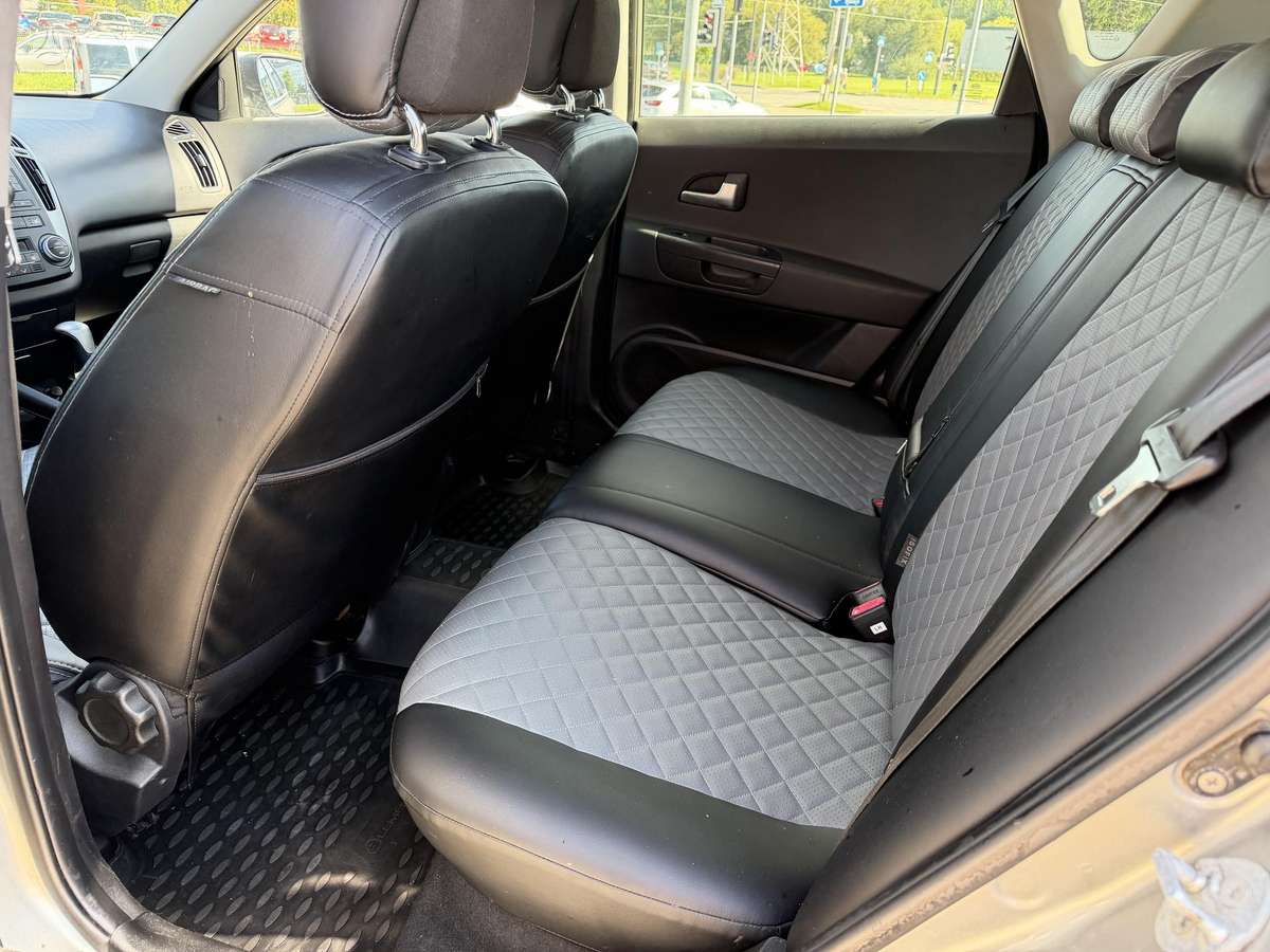 Kia Ceed, 1.6 l., Хэтчбек