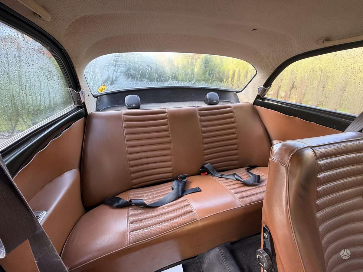 Volvo Amazon - 8