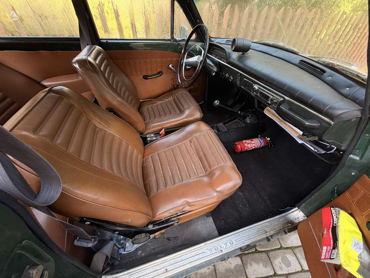 Volvo Amazon - 9