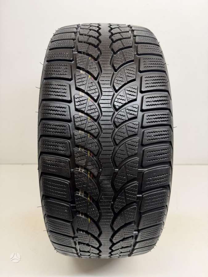 Bridgestone Blizzak LM-32, winter 225/40 R18