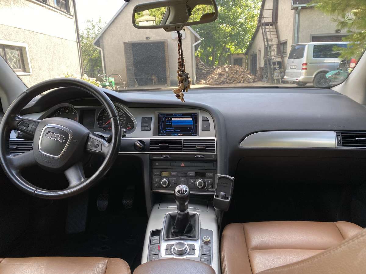 Audi A6, 2.0 l., Седан