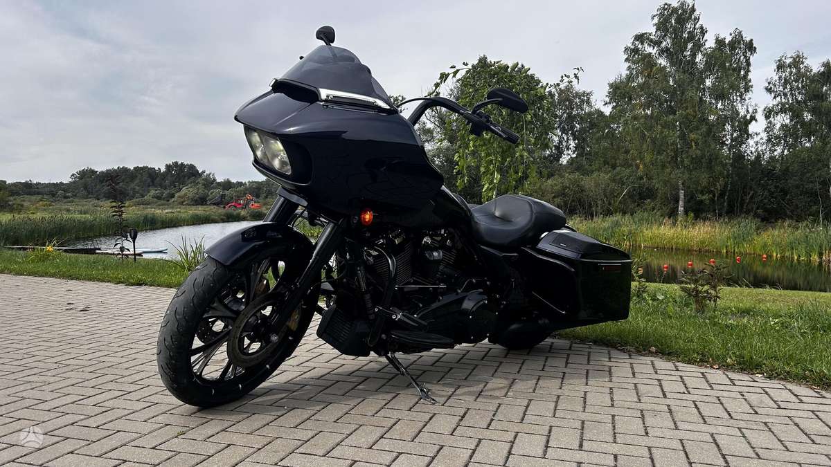 Harley-Davidson Road Glide 1868cc, choppers / cruisers / custom