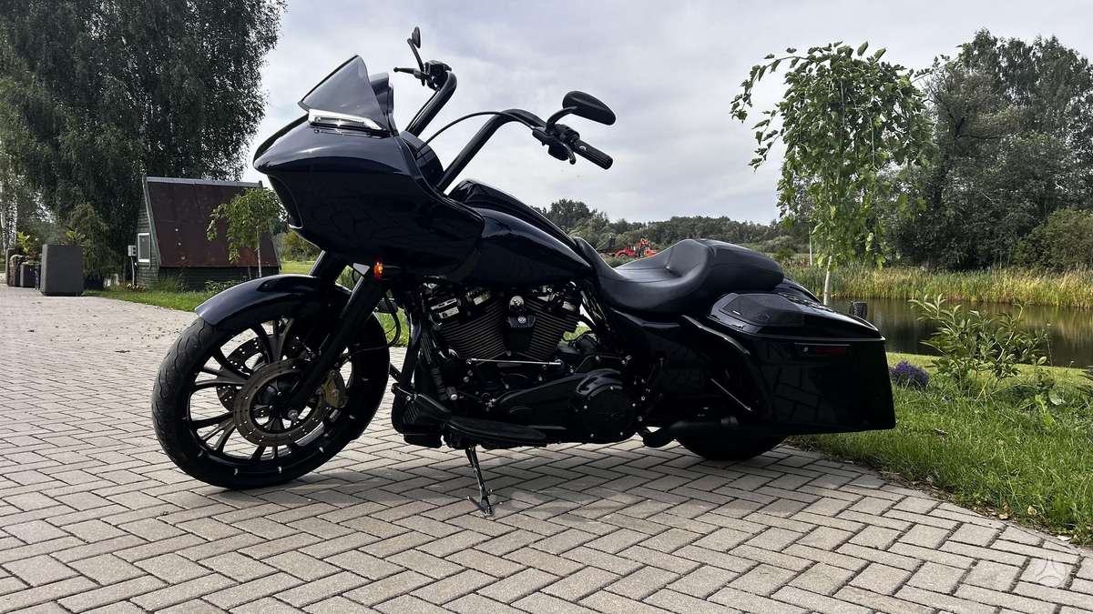 Harley-Davidson Road Glide 1868cc, choppers / cruisers / custom