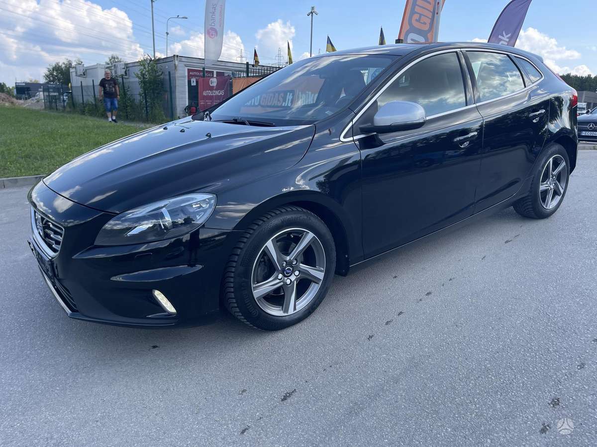 Volvo V40, 2.0 l., Хэтчбек
