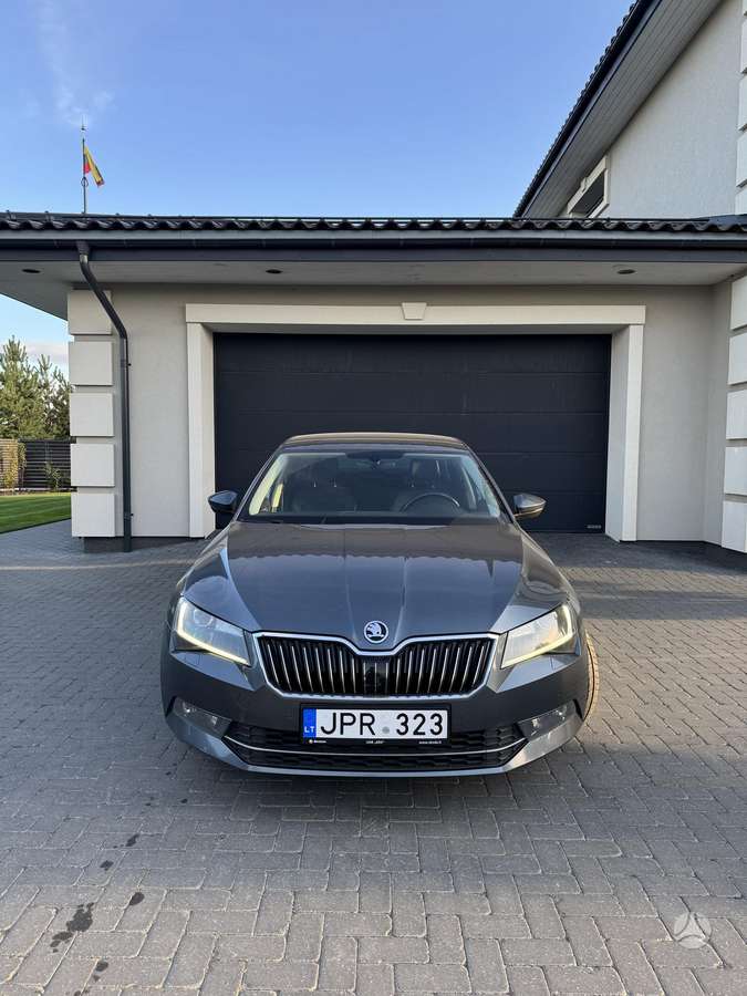 Skoda Superb, 2.0 l., Хэтчбек