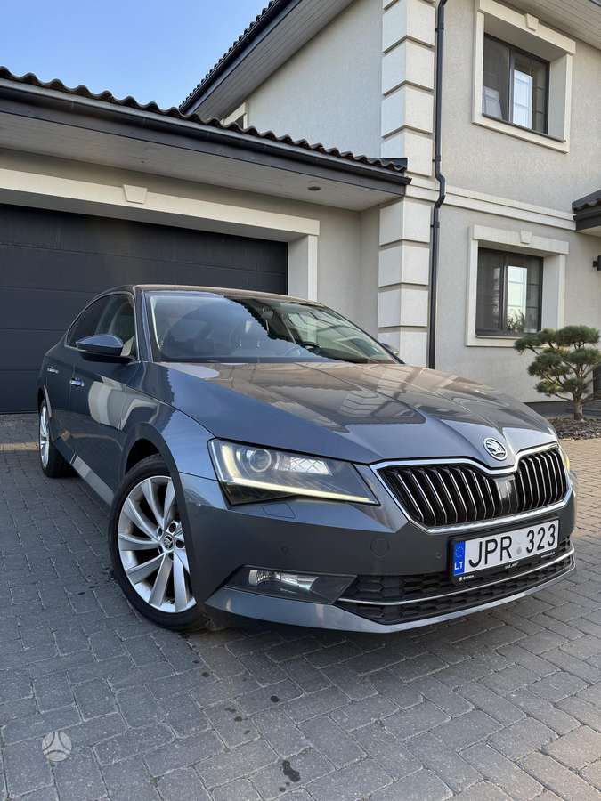 Skoda Superb, 2.0 l., Хэтчбек