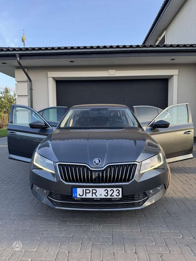 Skoda Superb, 2.0 l., Хэтчбек