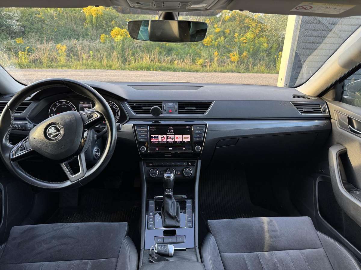 Skoda Superb, 2.0 l., Хэтчбек